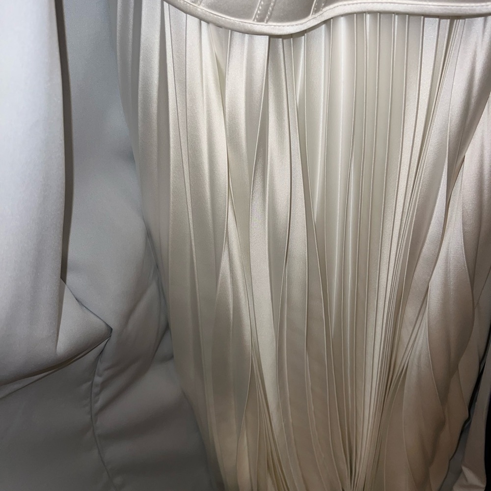 MillaNova Elegant Cream Wedding Dress - Picture 7 of 10